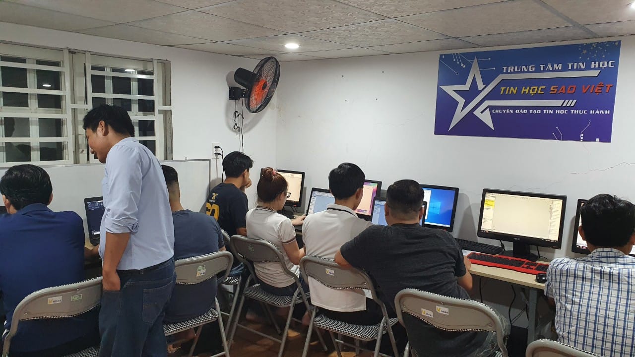 trung tâm dạy tin học ở Bến Cát