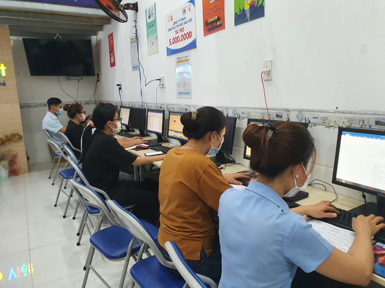 khóa học vi tính Quận 10