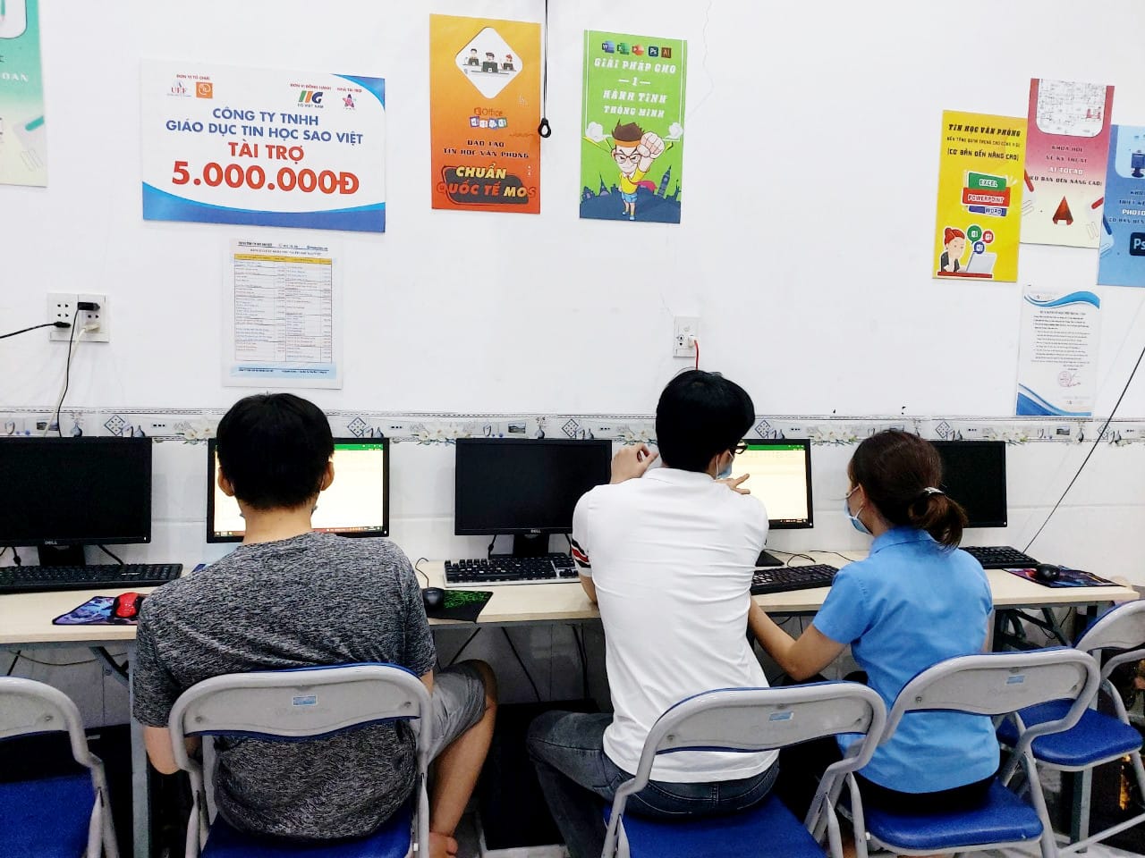 Khóa học vi tính ở Quận Tân Phú