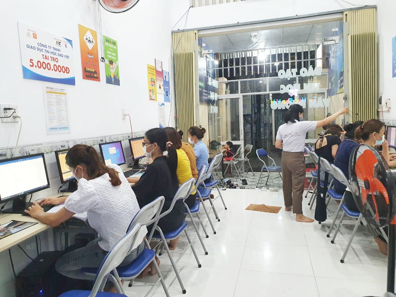 trung tâm tin học tại Cầu Giấy