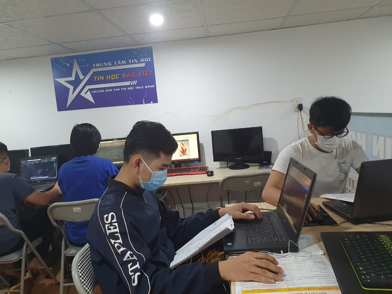 khóa học vi tính văn phòng tại Quận Hà Đông