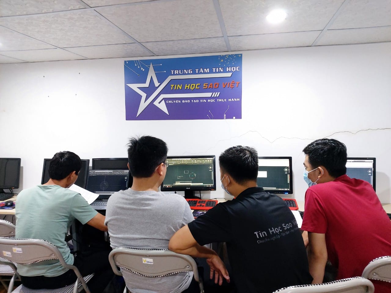 học vẽ Autocad tại TPHCM