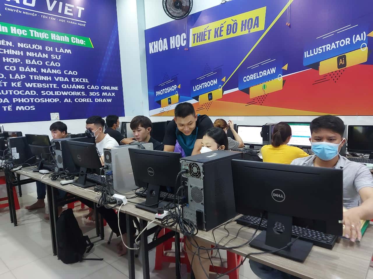 chiêu sinh lớp học tin học văn phòng