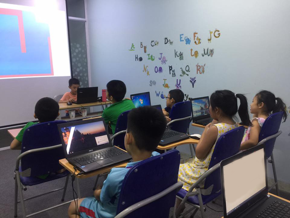 học viên học lập trình quận 12