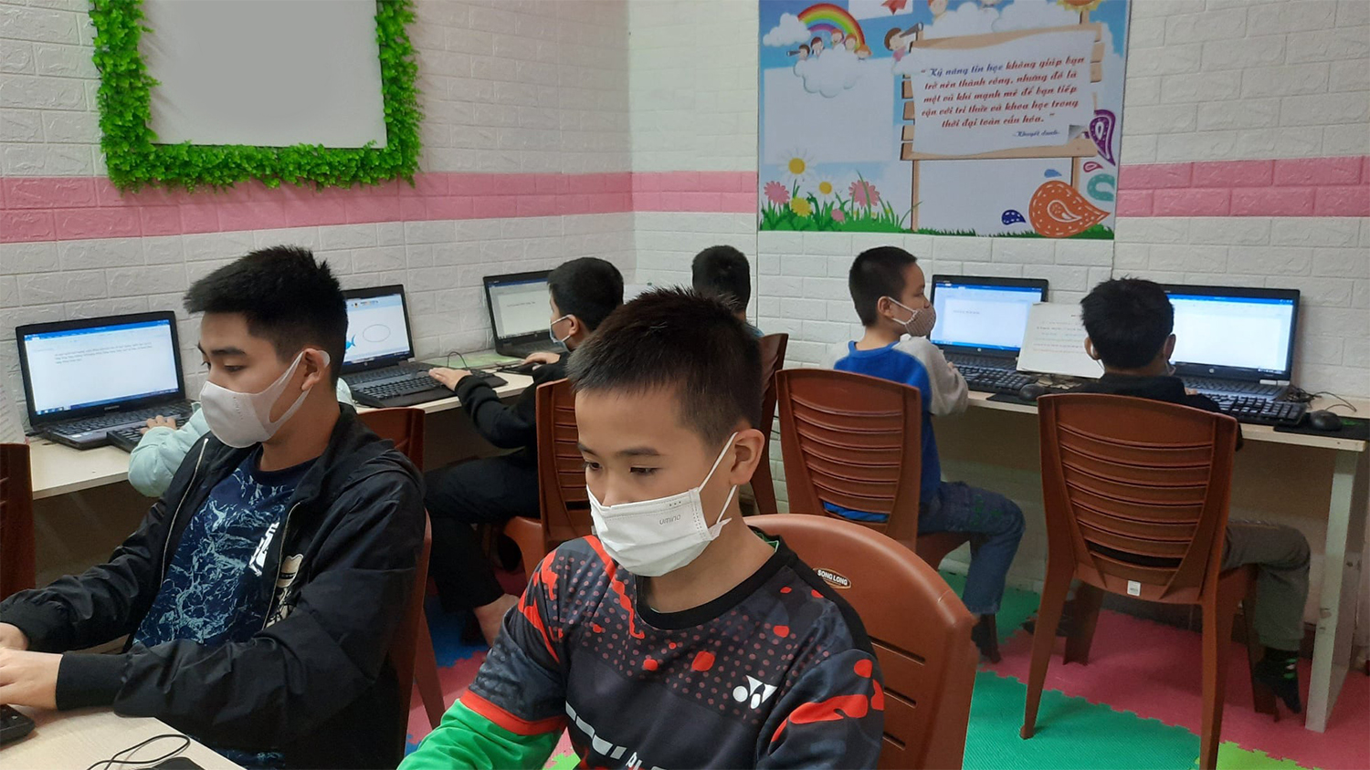 lớp học lập trình cho trẻ em tại dĩ an