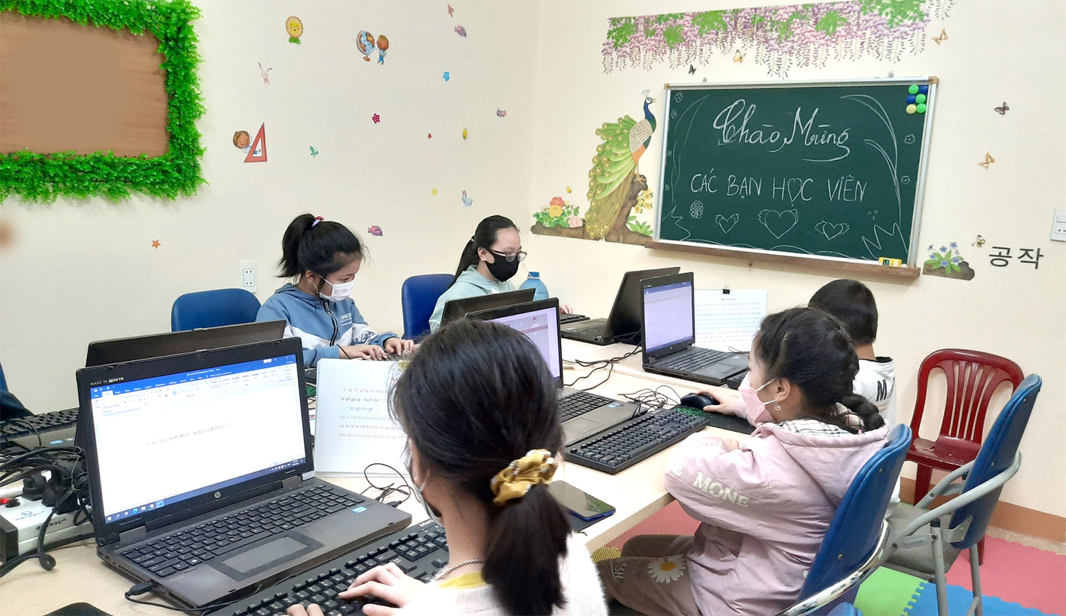 trung tâm dạy lập trình cho trẻ em tại dĩ an