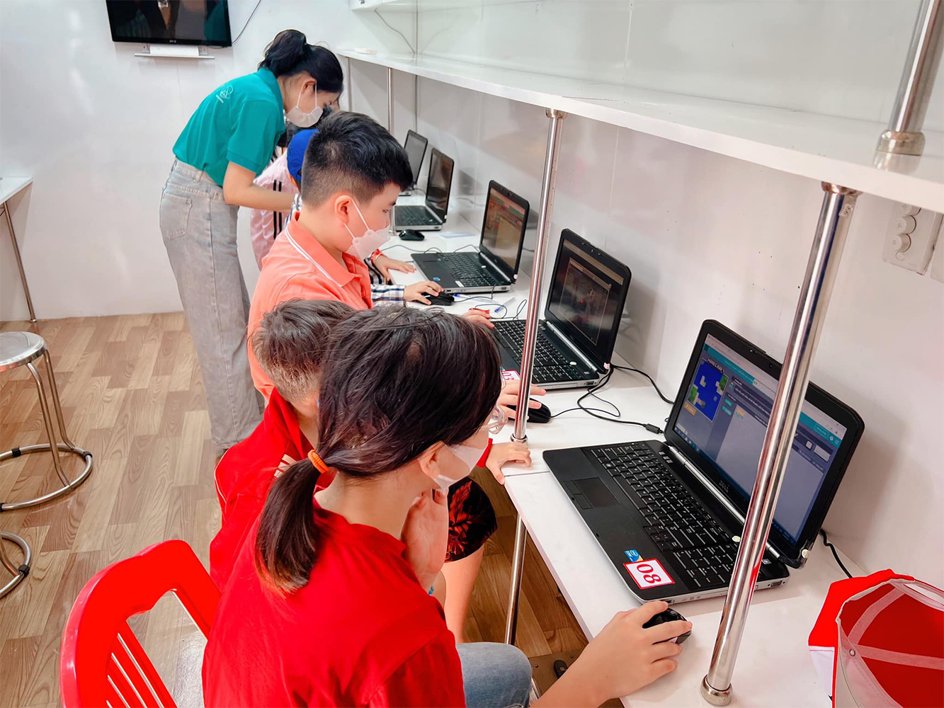 lớp học lập trình cho trẻ em tại thuận an bình dương