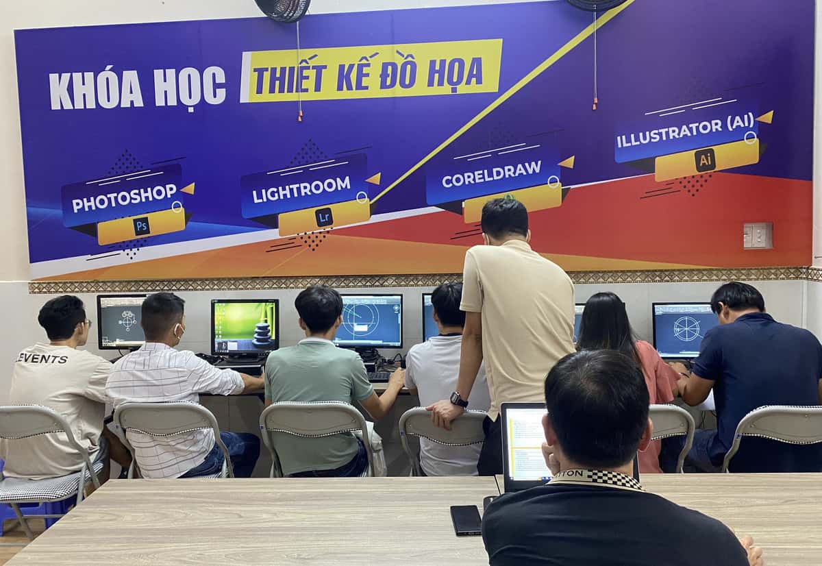 khóa học đồ họa quận 7