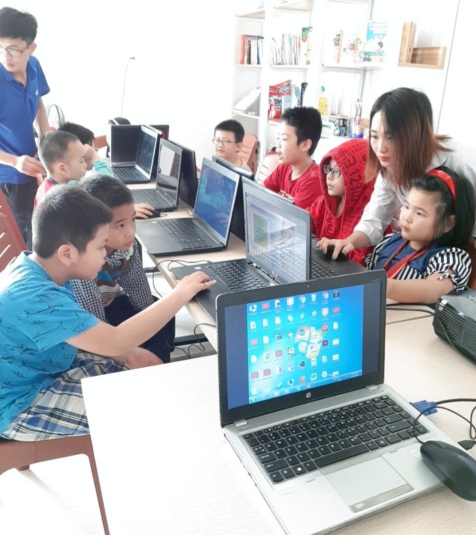 khóa học lập trình cho trẻ em tại Thủ Dầu Một