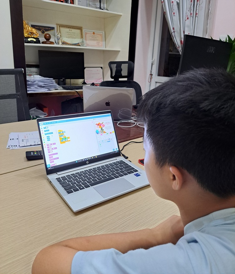 Trẻ có nên học lập trình sớm