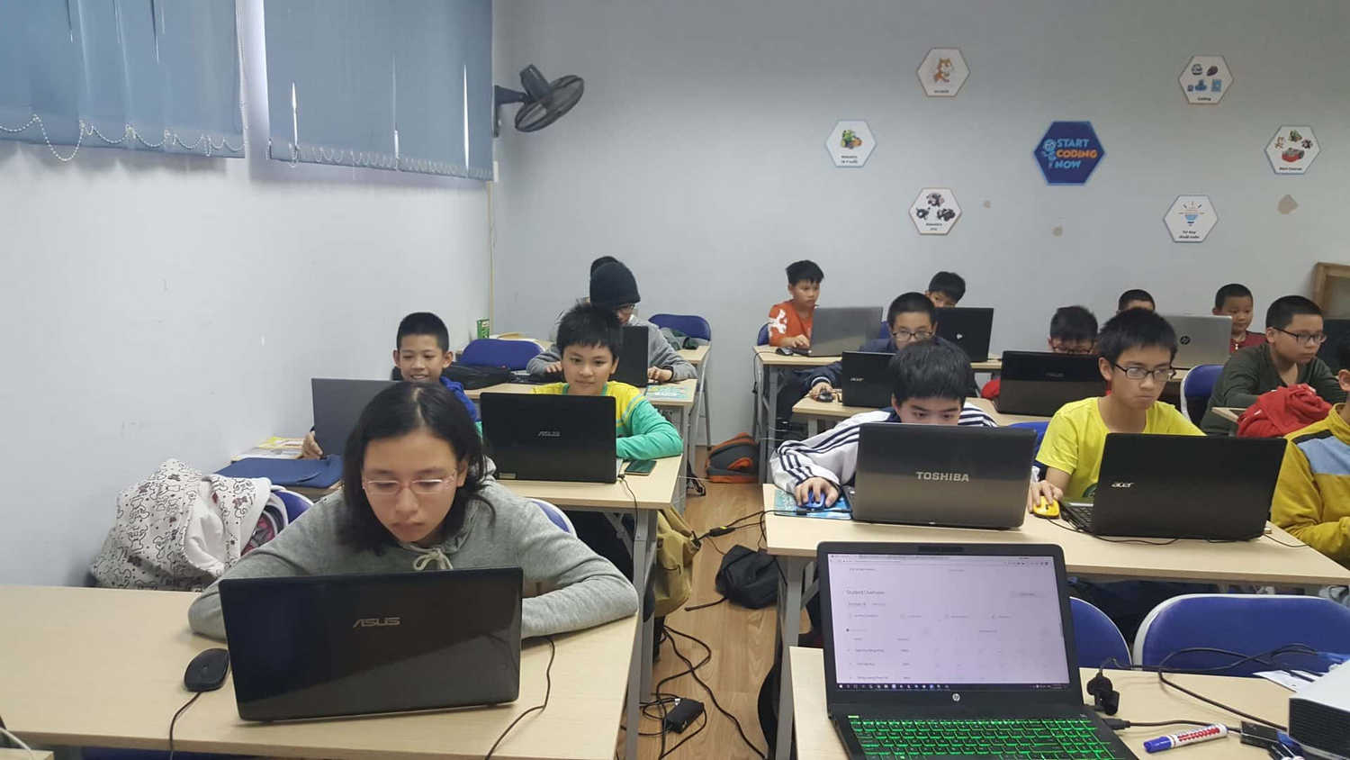 lớp học lập trình cho trẻ em