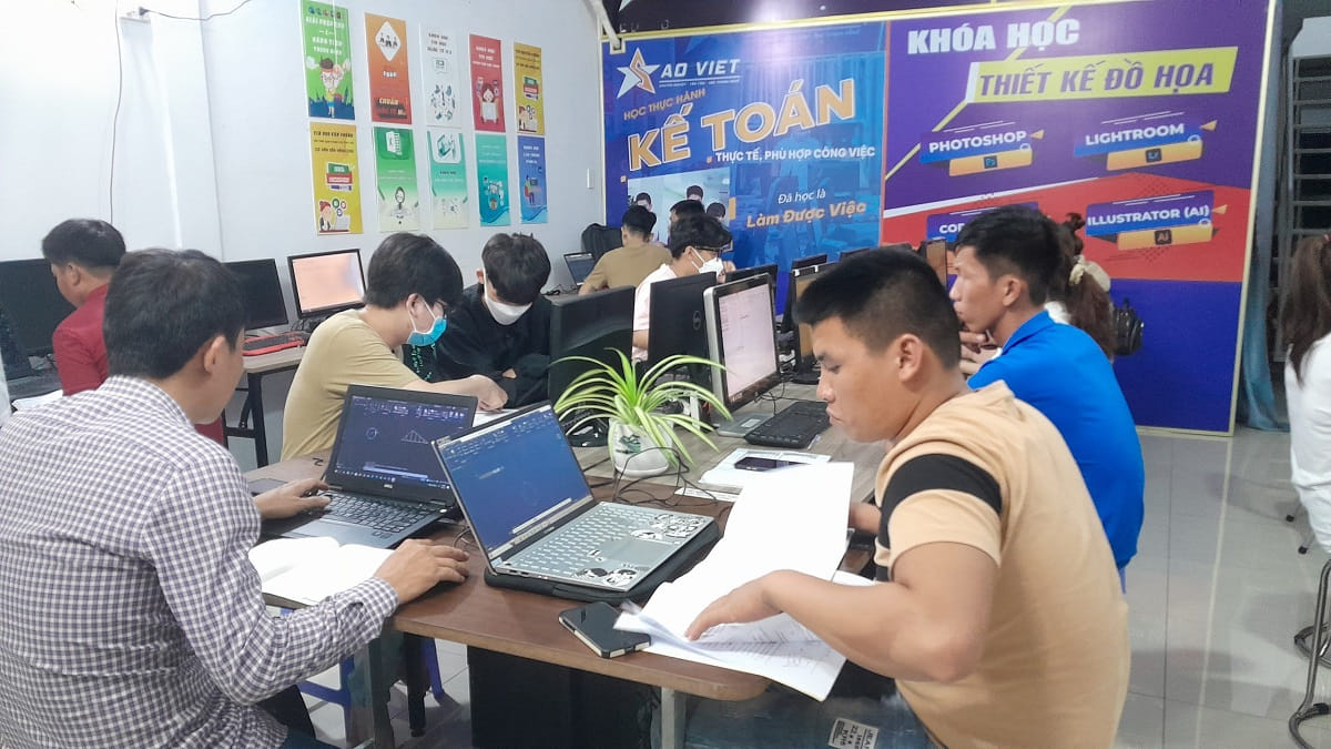 Dạy thiết kế đồ hoạ chuyên nghiệp tại Cầu Giấy Hà Nội