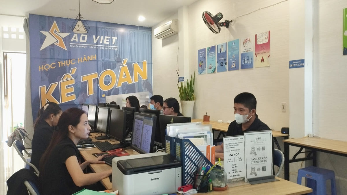 Học thiết kế đồ hoạ