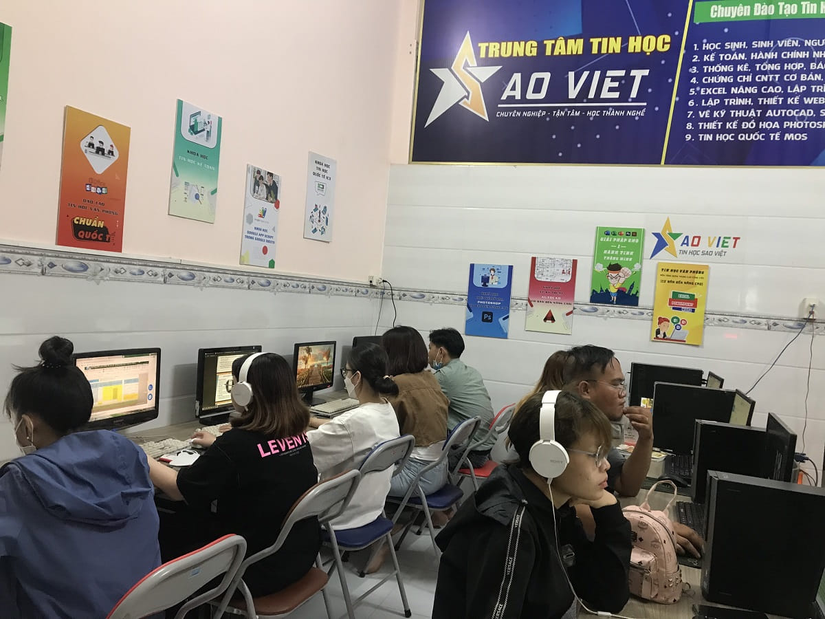 Khoá học AI tại Cầu Giấy