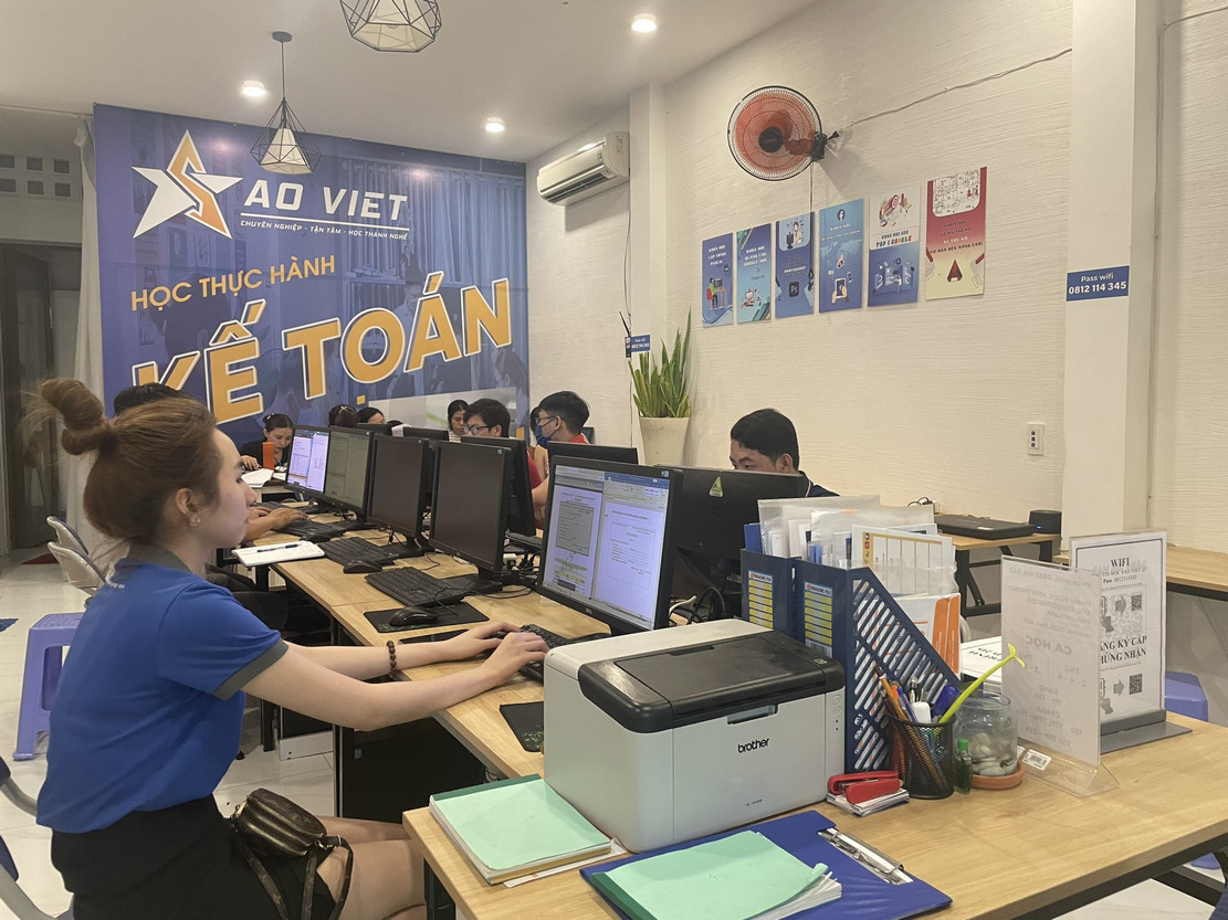 khóa học kế toán tại tây hồ 