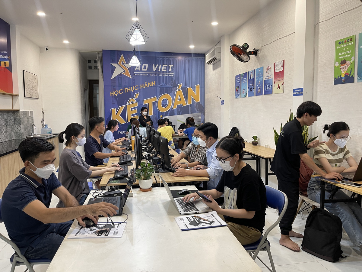 tin học sao việt