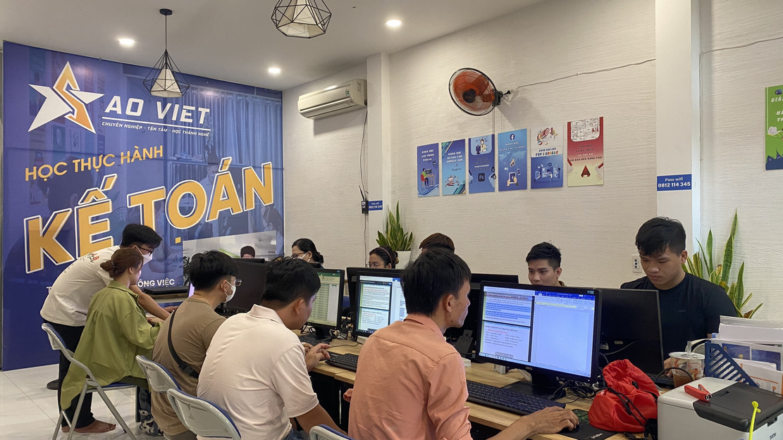 khóa học xuất nhập khẩu cấp tốc