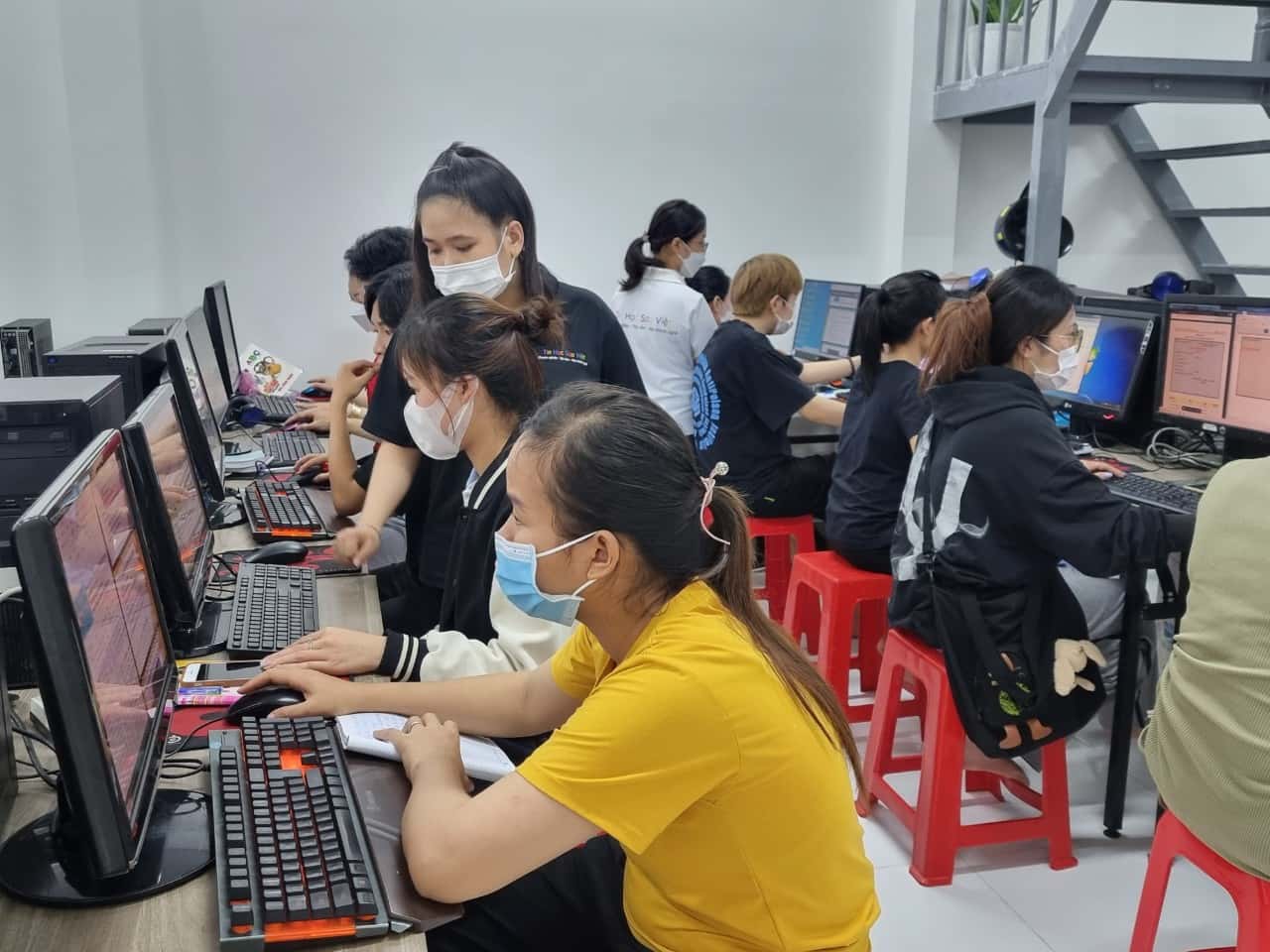 Trung tâm luyện thi MOS tại Bình Thạnh