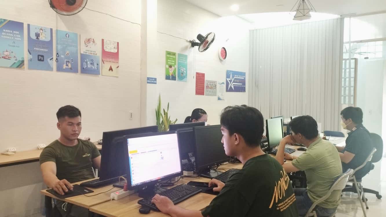 Trung tâm luyện thi MOS