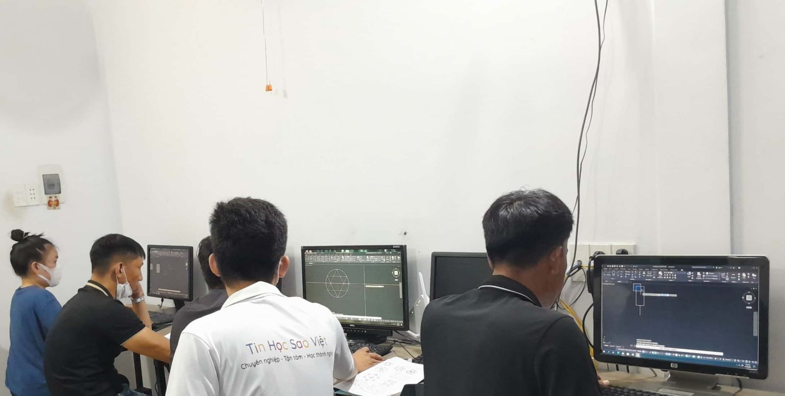 Giáo viên dạy autocad tại Long Thành