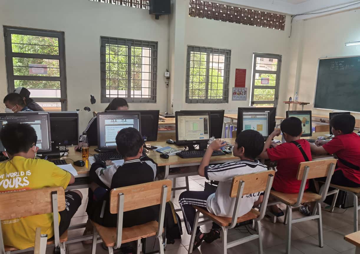 học lập trình trẻ em sao việt