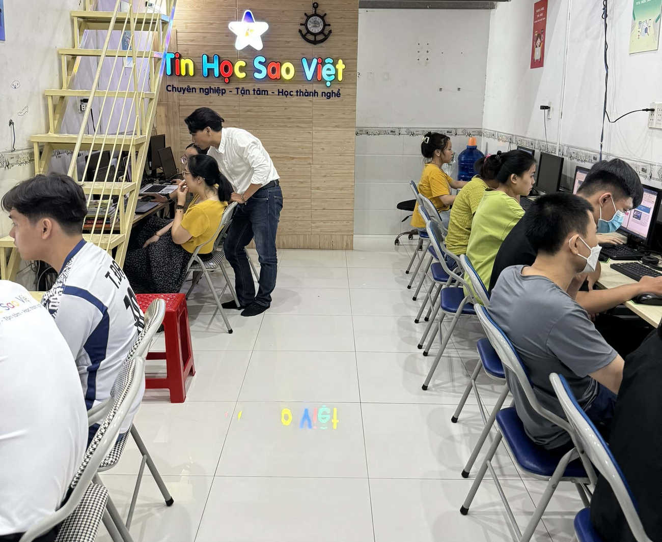 Khóa học tin học văn phòng dành cho người đi làm