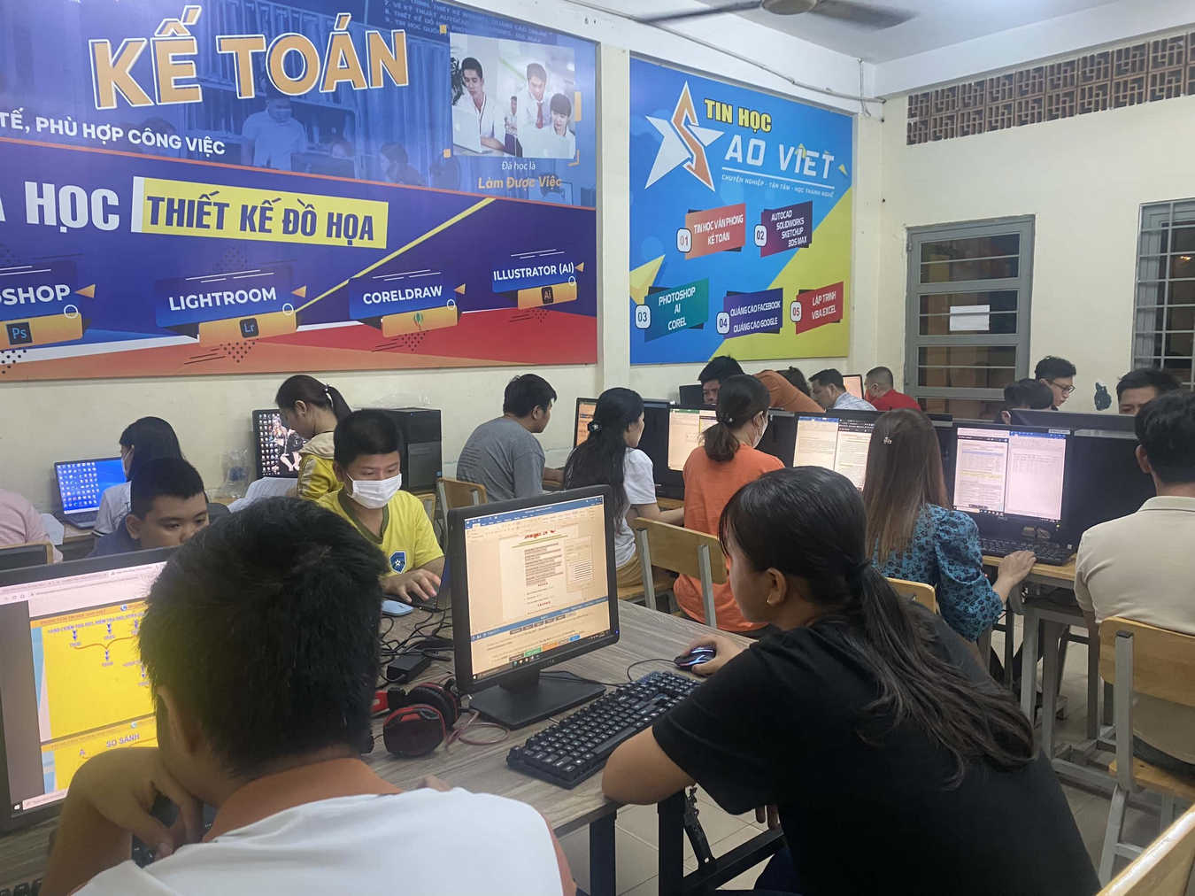 Những khó khăn trước khi học Tin Học Văn Phòng