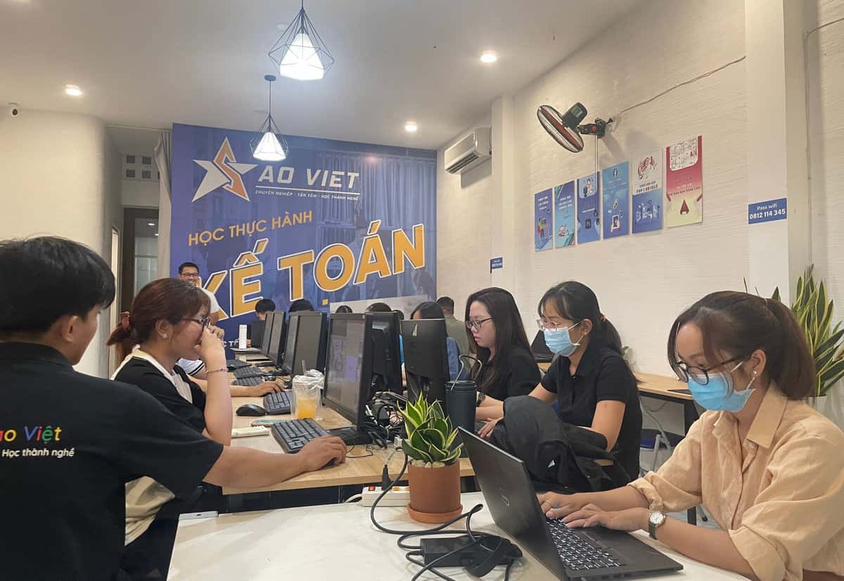 học xuất nhập khẩu tại đồng nai