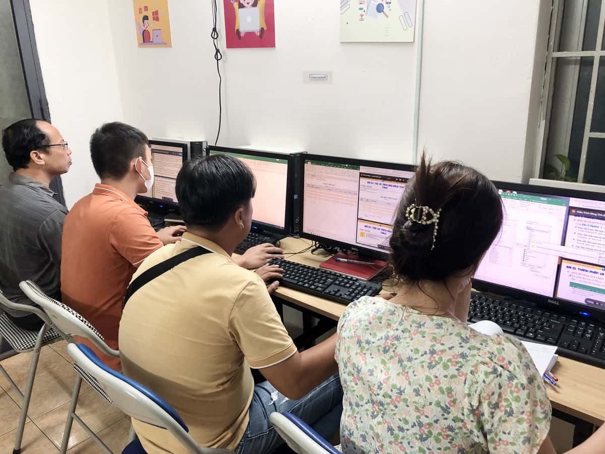 khóa học excel quận 8