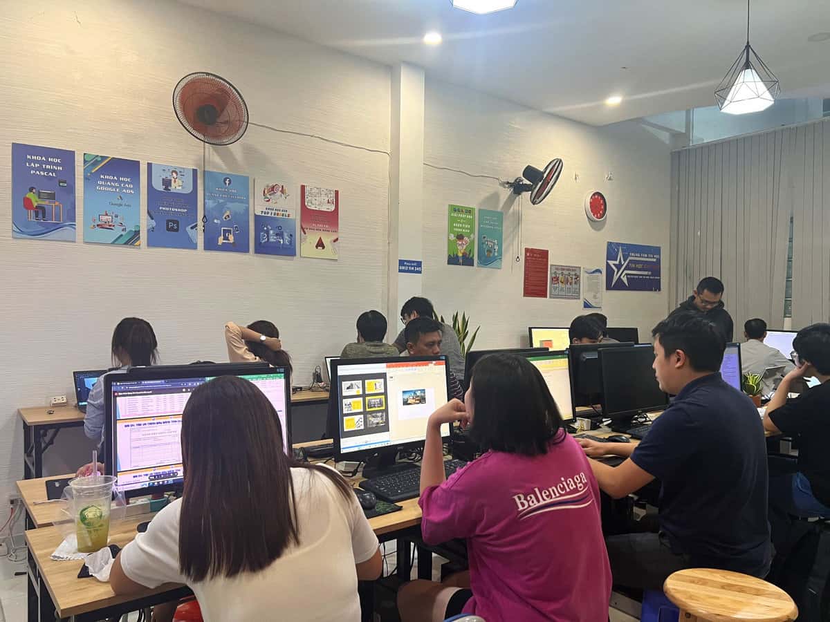 Lớp học xuất nhập khẩu tại Gò Vấp