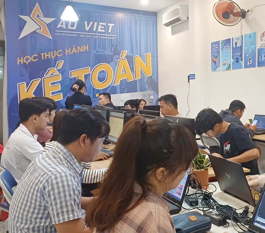 học xuất nhập khẩu