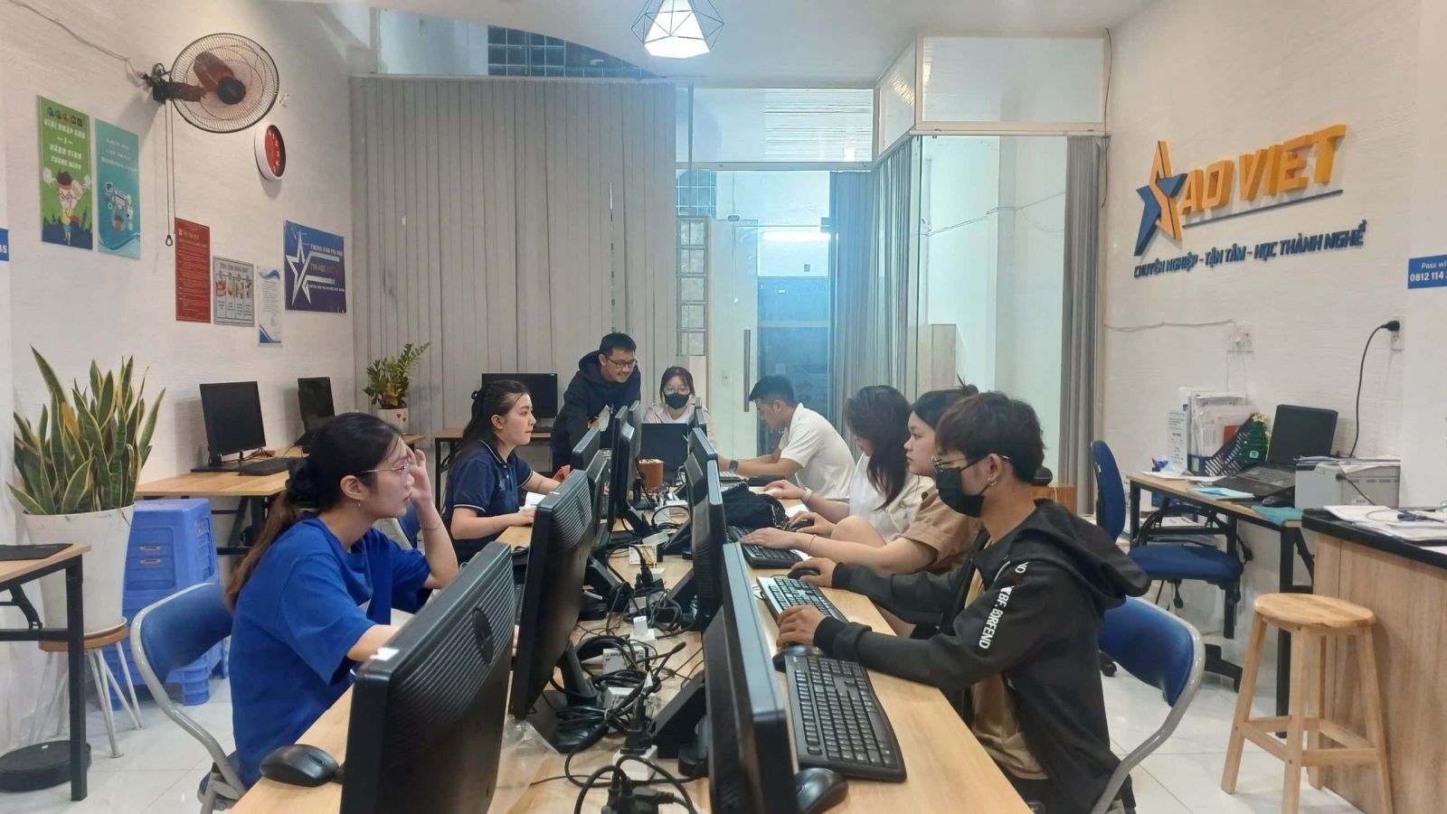 Học kỹ năng báo cáo với Power Bi