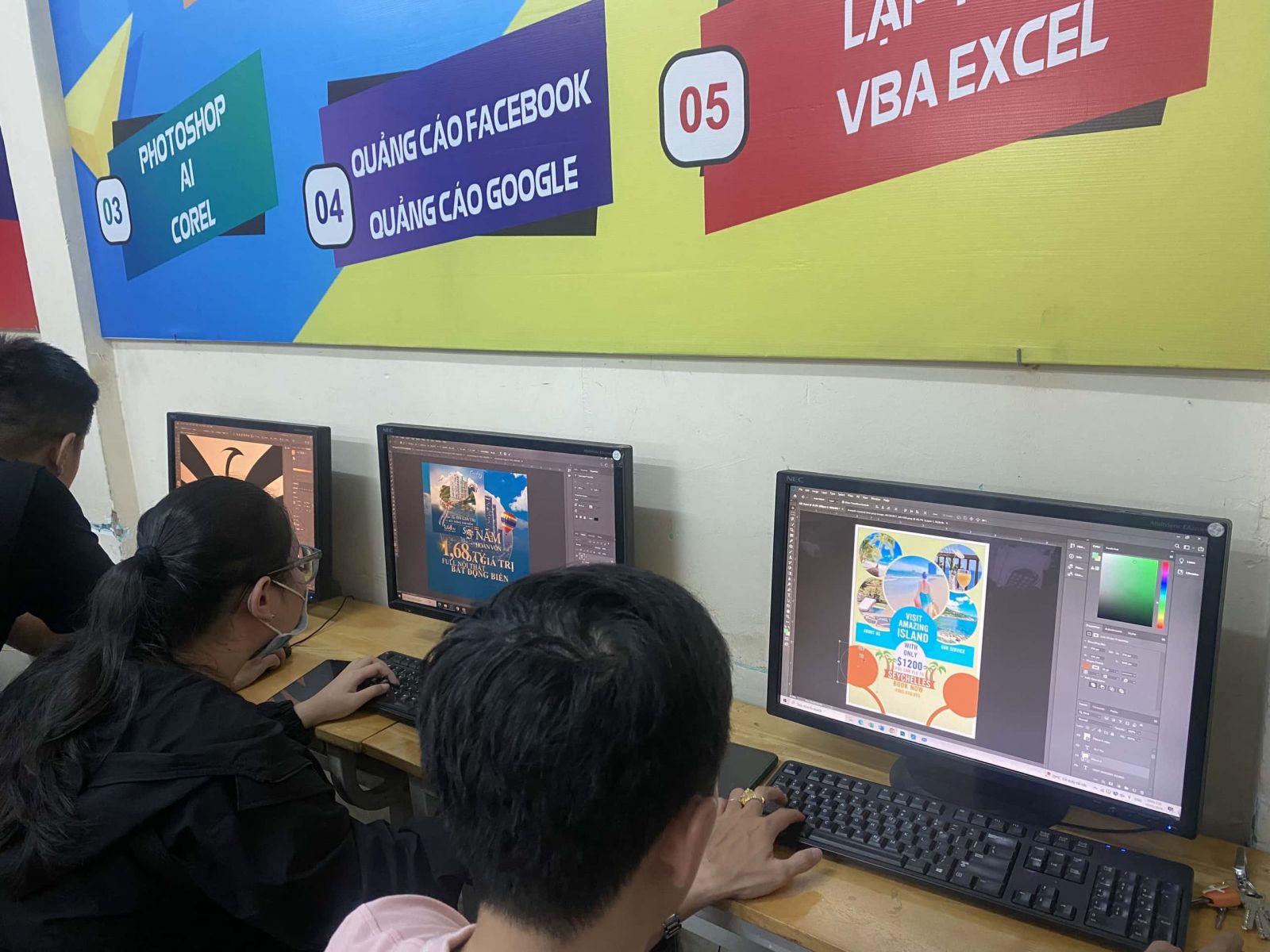 Lớp thiết kế đồ họa với Indesign