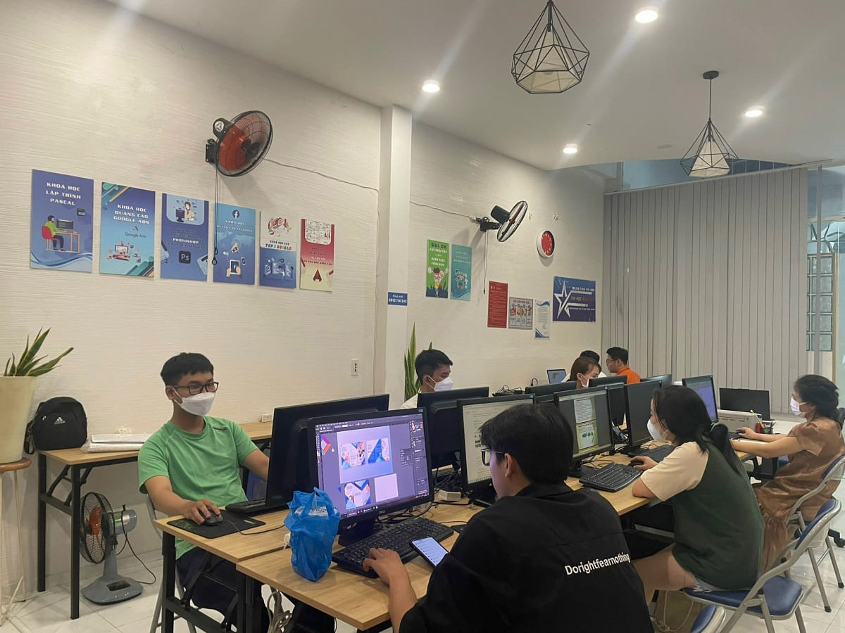 Đào tạo illutrator tại Bình Dương