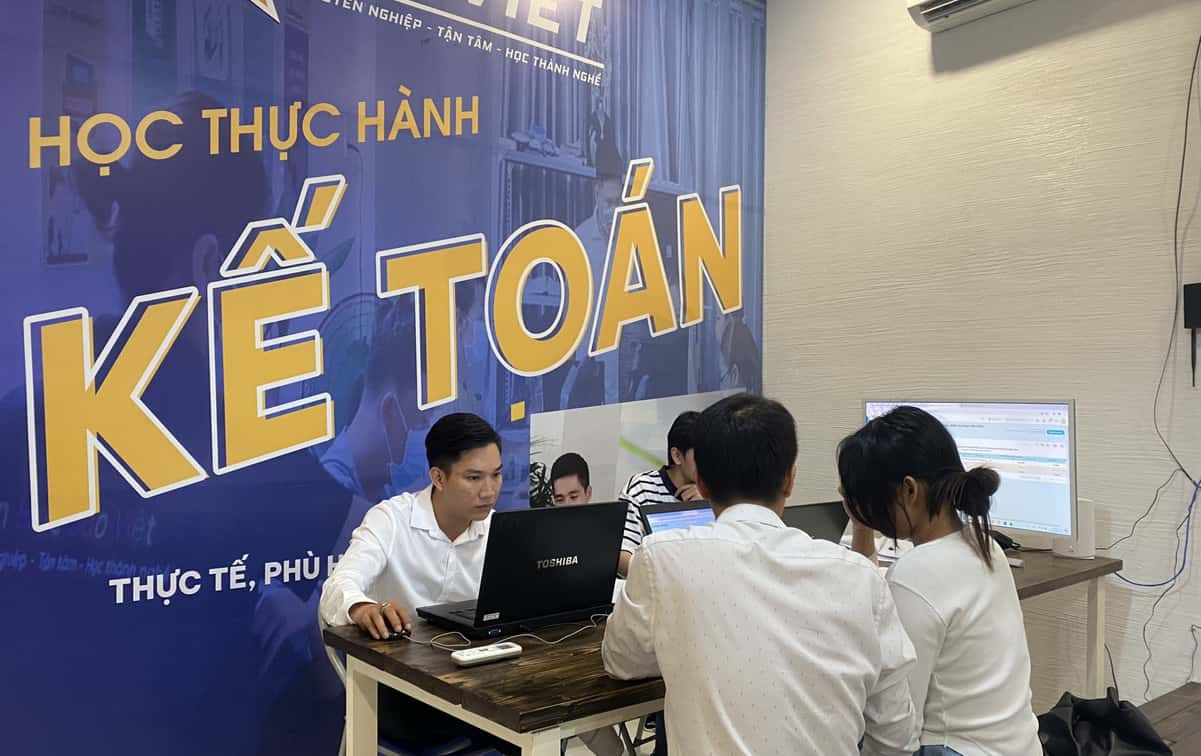 trung tâm kế toán bình chánh