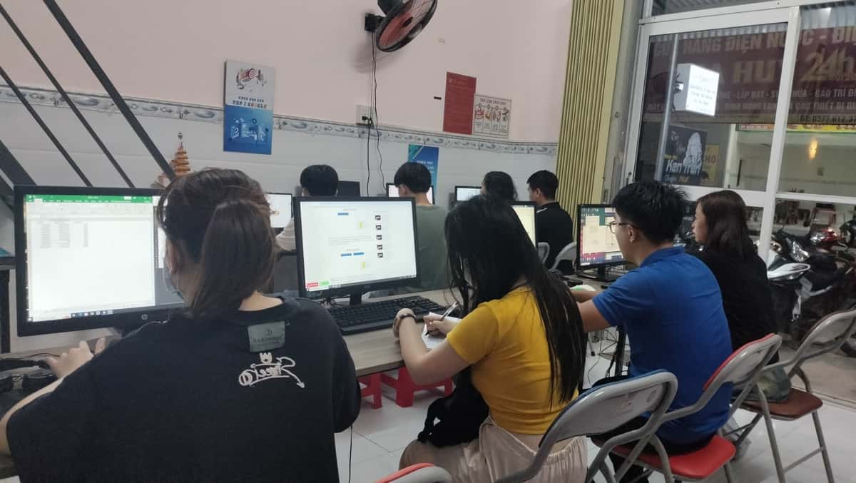 Học chứng chỉ mos online