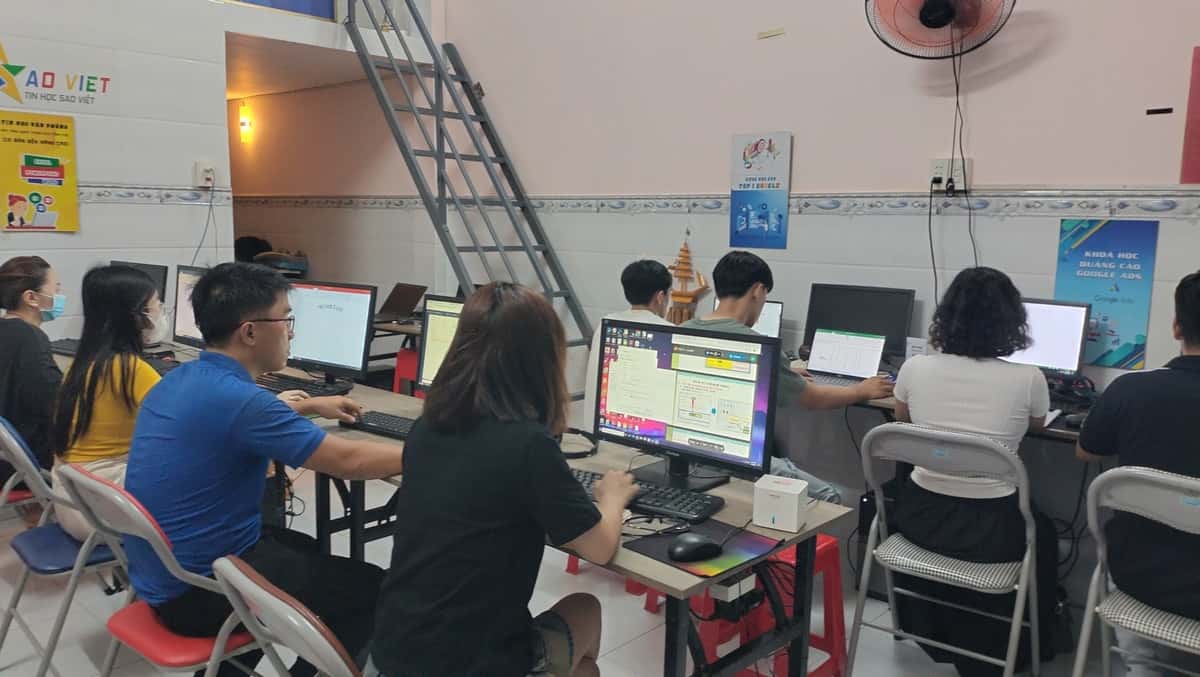 Học chứng chỉ tin học mos