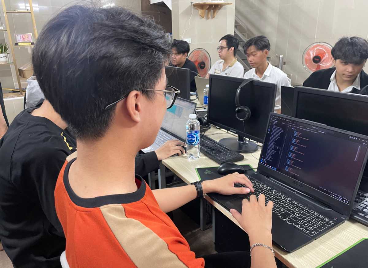 Các Công Việc Sau Khóa Học Lập Trình Mobile Tại Tin Học Sao Việt