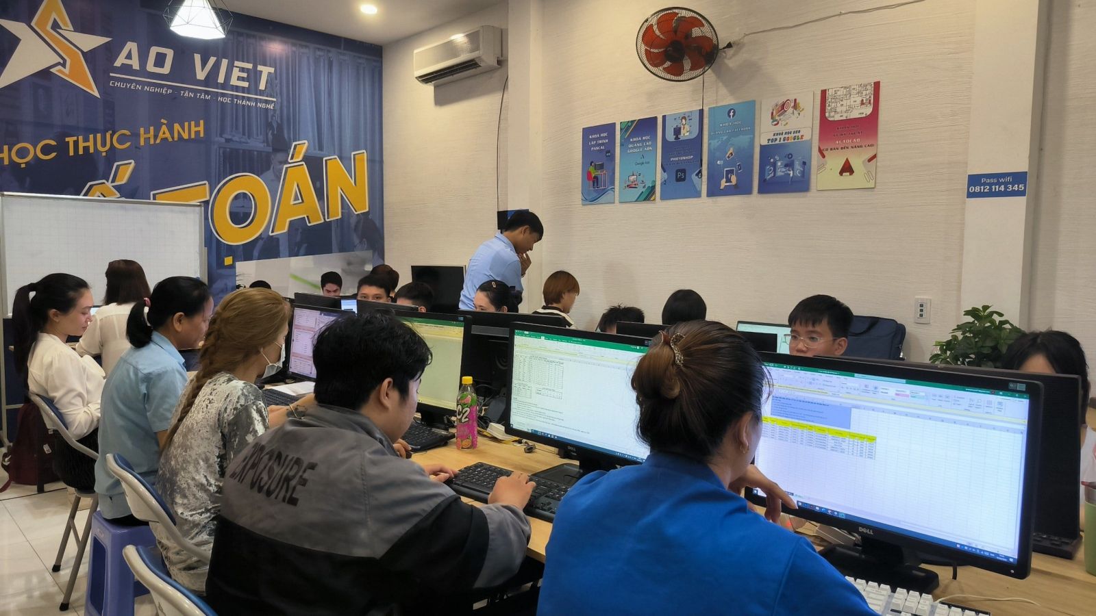 Mục Tiêu Của Khóa Học Hành Chính Nhân Sự