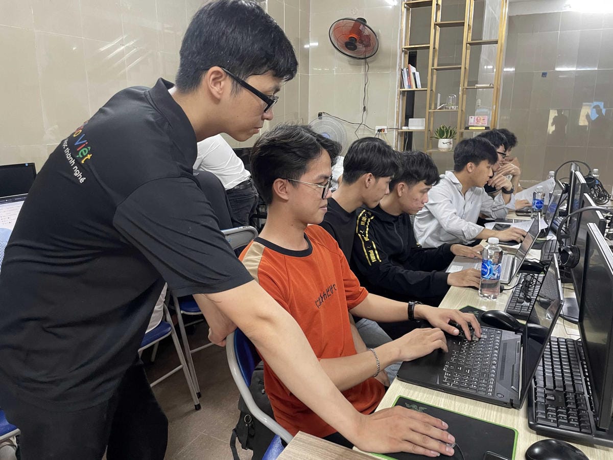 Tại Sao Bạn Nên Học Lập Trình Tại Nhà Của Tin Học Sao Việt