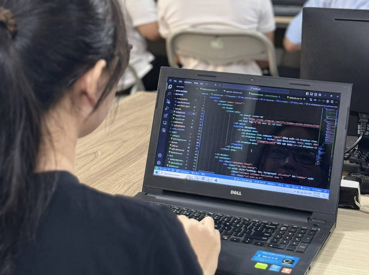 Lợi Ích Khi Bạn Học Cùng Gia Sư Lập Trình Tại Nhà: