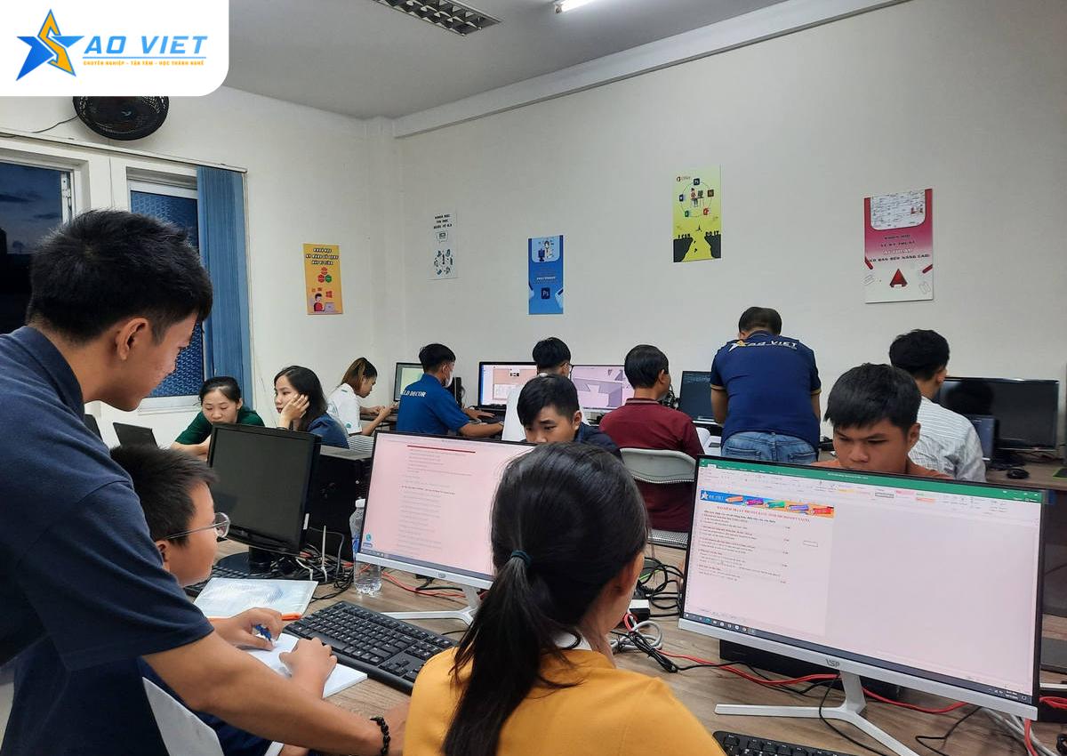 Vì Sao Bạn Nên Học Lập Trình VBA Excel tại Quận 6?