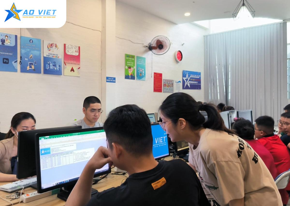 Tại Sao Nên Chọn Trung Tâm Tin Học Sao Việt Bình Dương