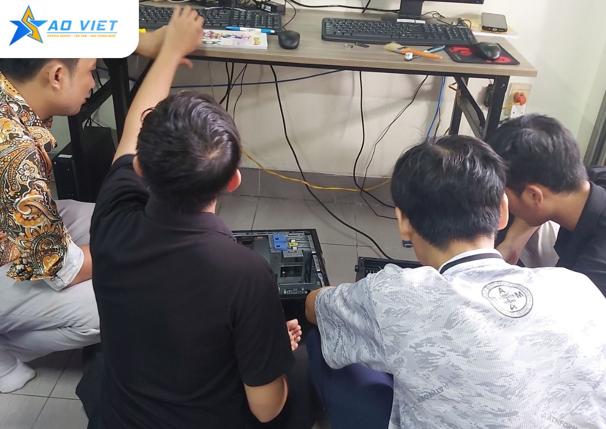 Lợi Ích Bạn Nhận Được Sau Khóa Học Sửa Máy Tính Tại TPHCM