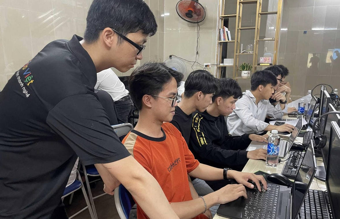 Đối Tượng Học Viên Của Khóa Học Là