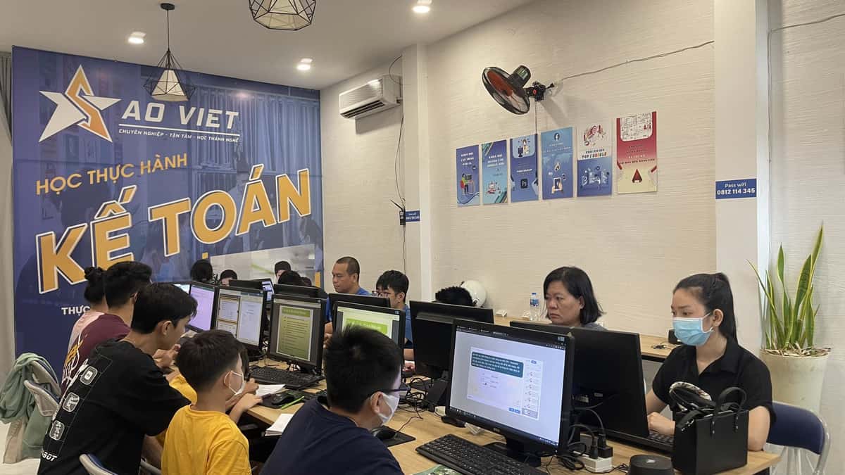 Khóa học kế toán ngắn hạn