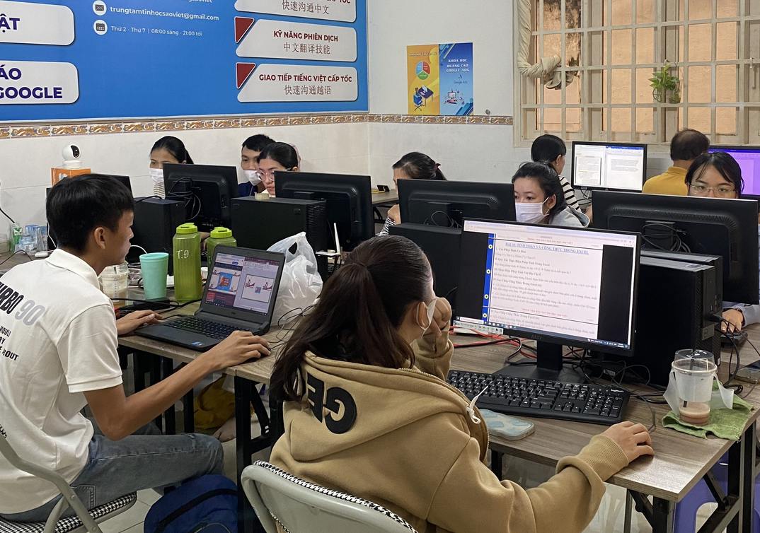 Đối Tượng Học Viên Tham Gia Khóa Học Hành Chính Nhân Sự