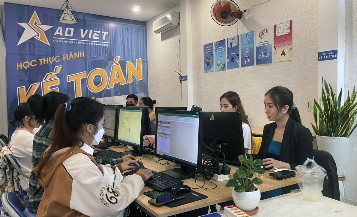 Đối Tượng Tham Gia Khóa Học Quản Lý Nhân Sự