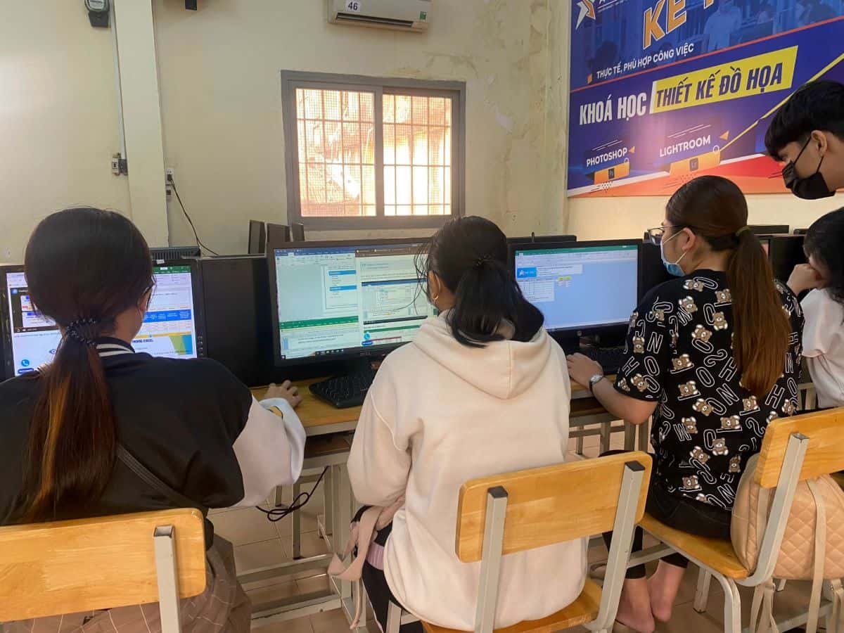 Khóa học máy tính cho người mới bắt đầu