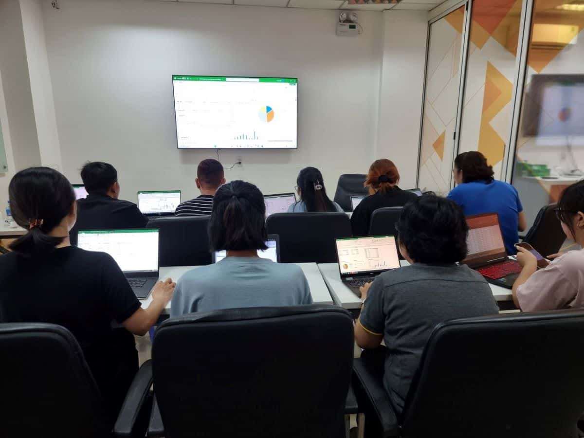 Học máy tính văn phòng cơ bản